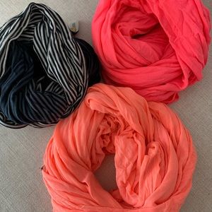 Gap knit infinity scarf
